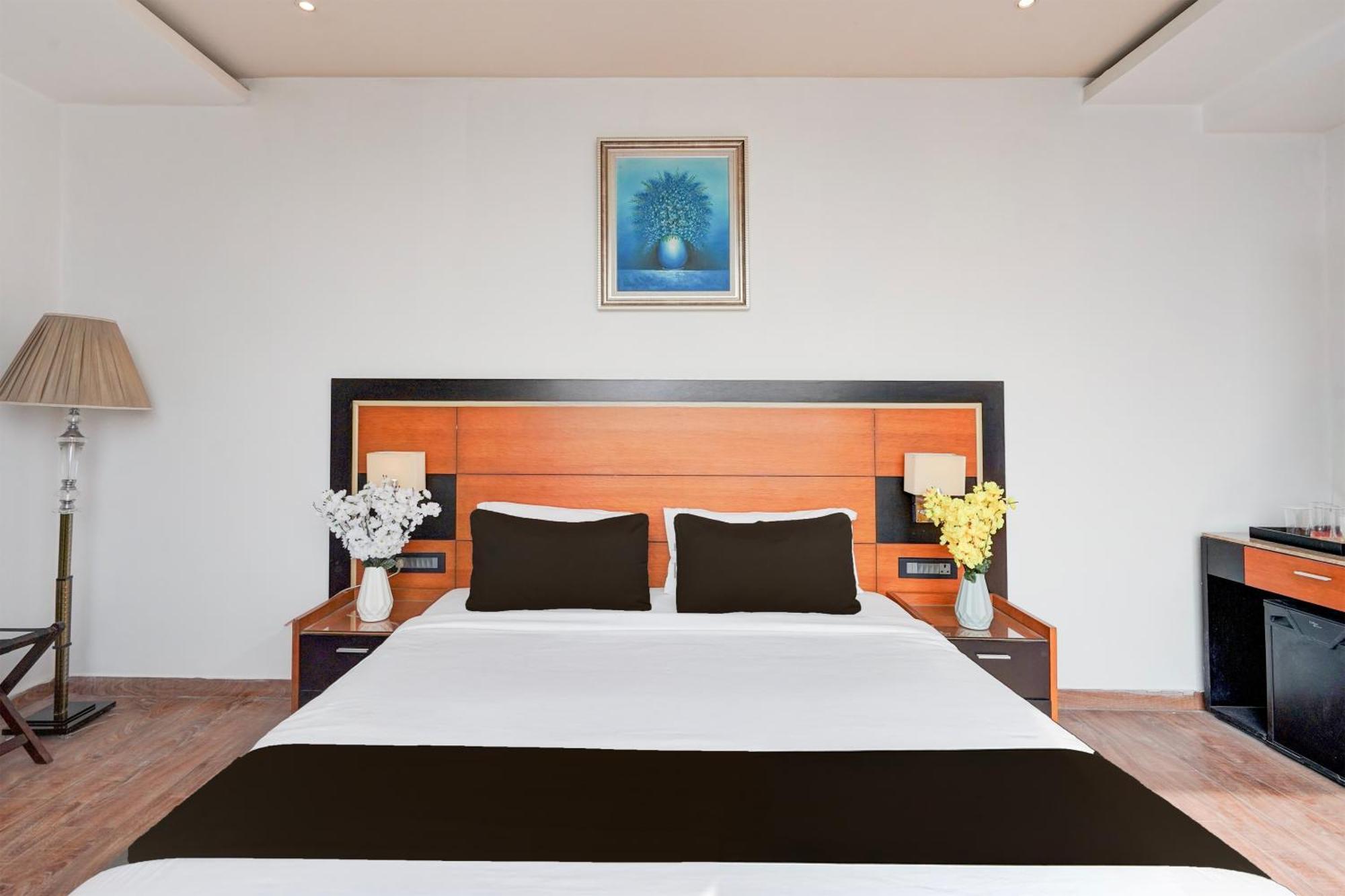 Townhouse Oak Agra Near Sultanganj Puliya Formerly Bb Grand Екстериор снимка